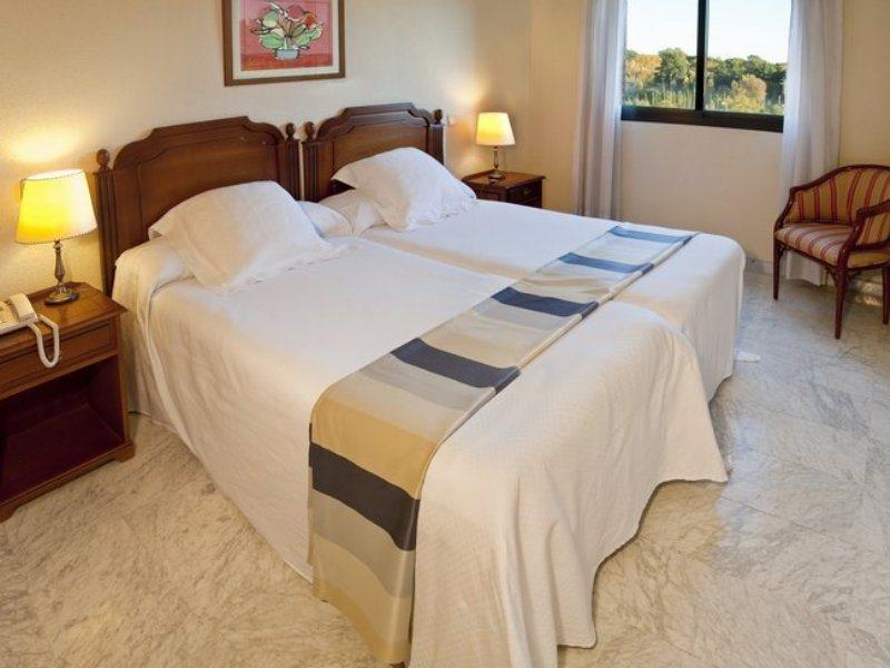 Aparthotel Convencion-Barajas Madrid Værelse billede